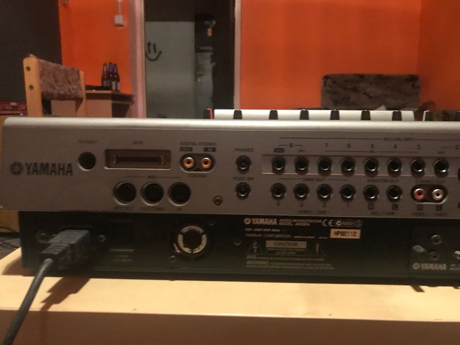 Yamaha AW2816 audio workstation