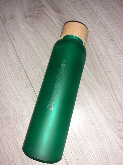 Butelka na wodę przezroczystozielona