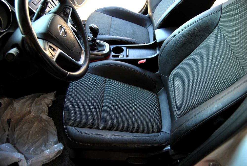 Opel Astra 1,4T Benz Kombi. 2011/2012. Czytaj dokładnie opis.