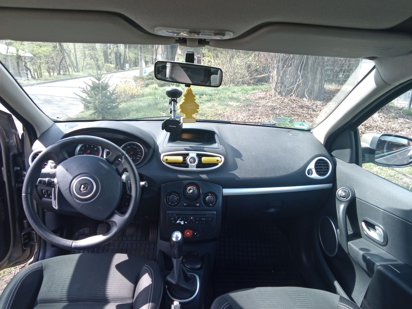 Sprzedam bardzo ładne clio
