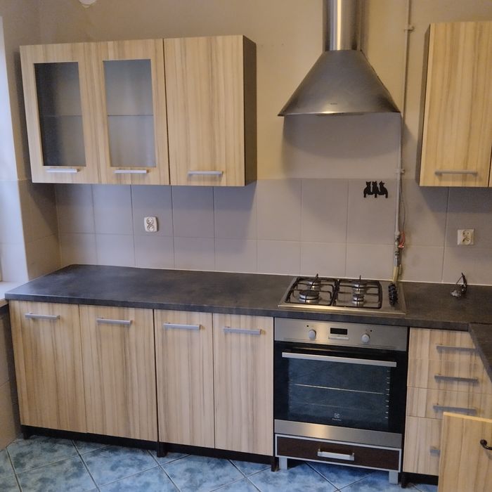 Mieszkanie 2 pokoje, osobna kuchnia, balkon