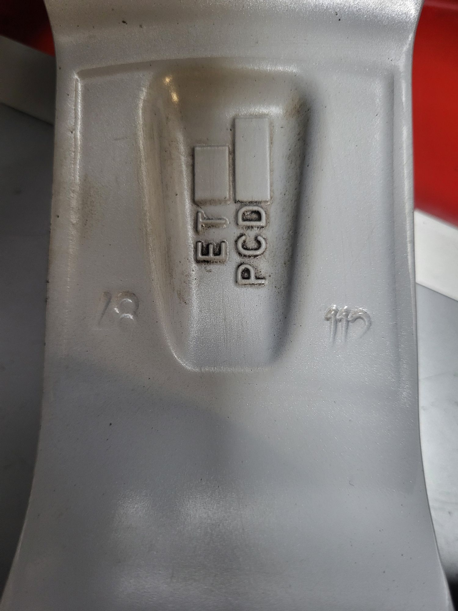 Felgi Aluminiowe 5x112 7,5Jx17 ET 48 Dezent Audi Skoda VW Seat