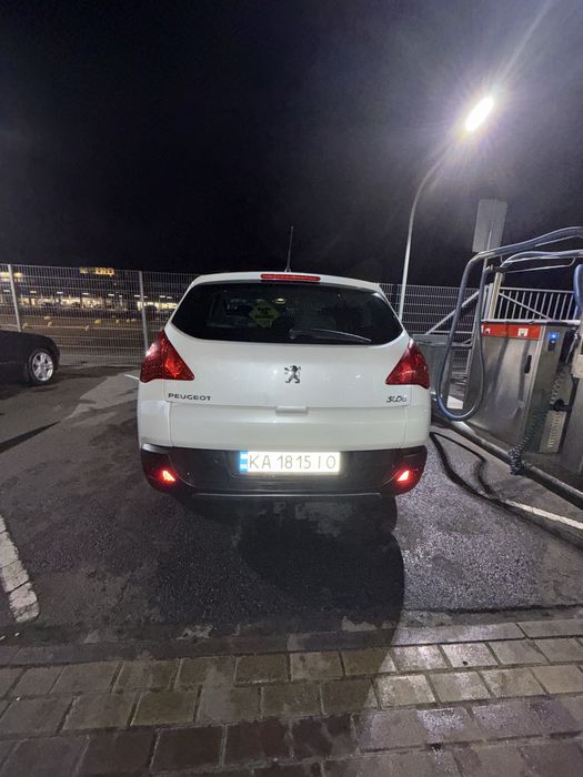Продам авто Peugeot 3008