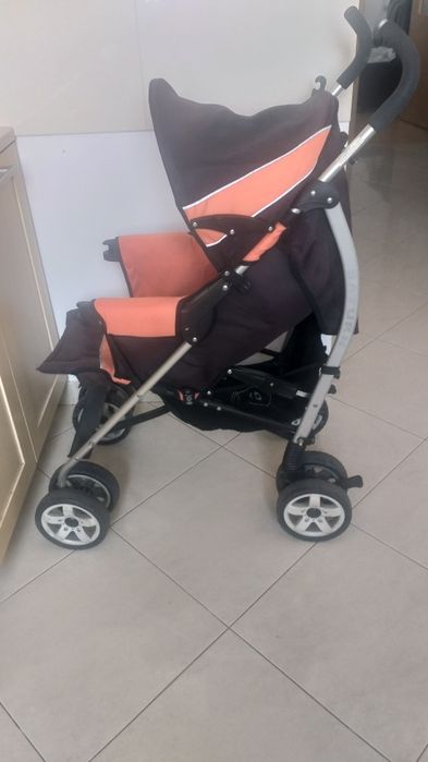 Wozek spacerowy  wiele funkcji conneco Saturn  typu parasolka ochrania