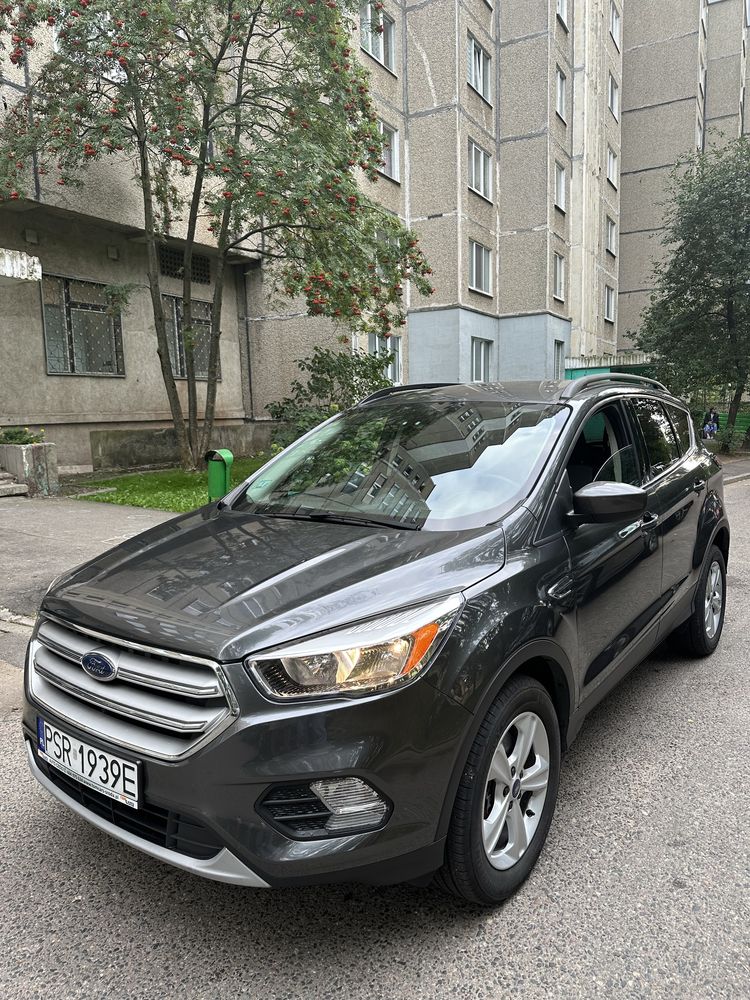 Ford Kuga/Escape, model 2019, 1,5 benzyna, 182 KM, napęd 4x4, 59000km