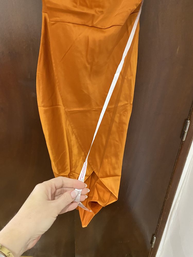 Vestido laranja NOVO