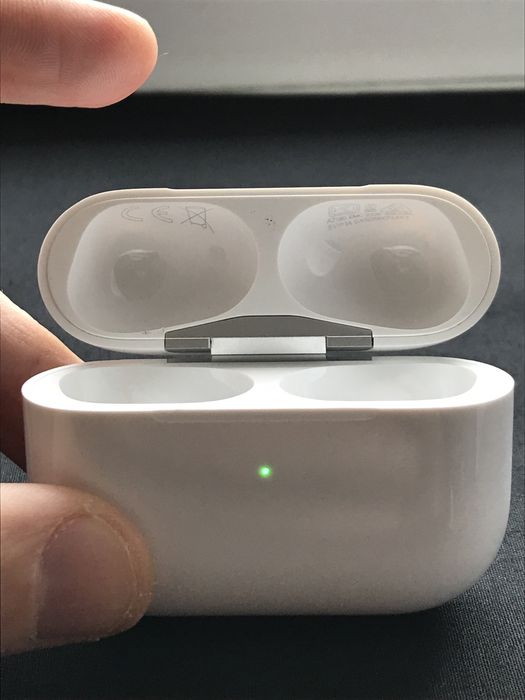 Кейс airpods Pro A2190 original Б/У оригинал