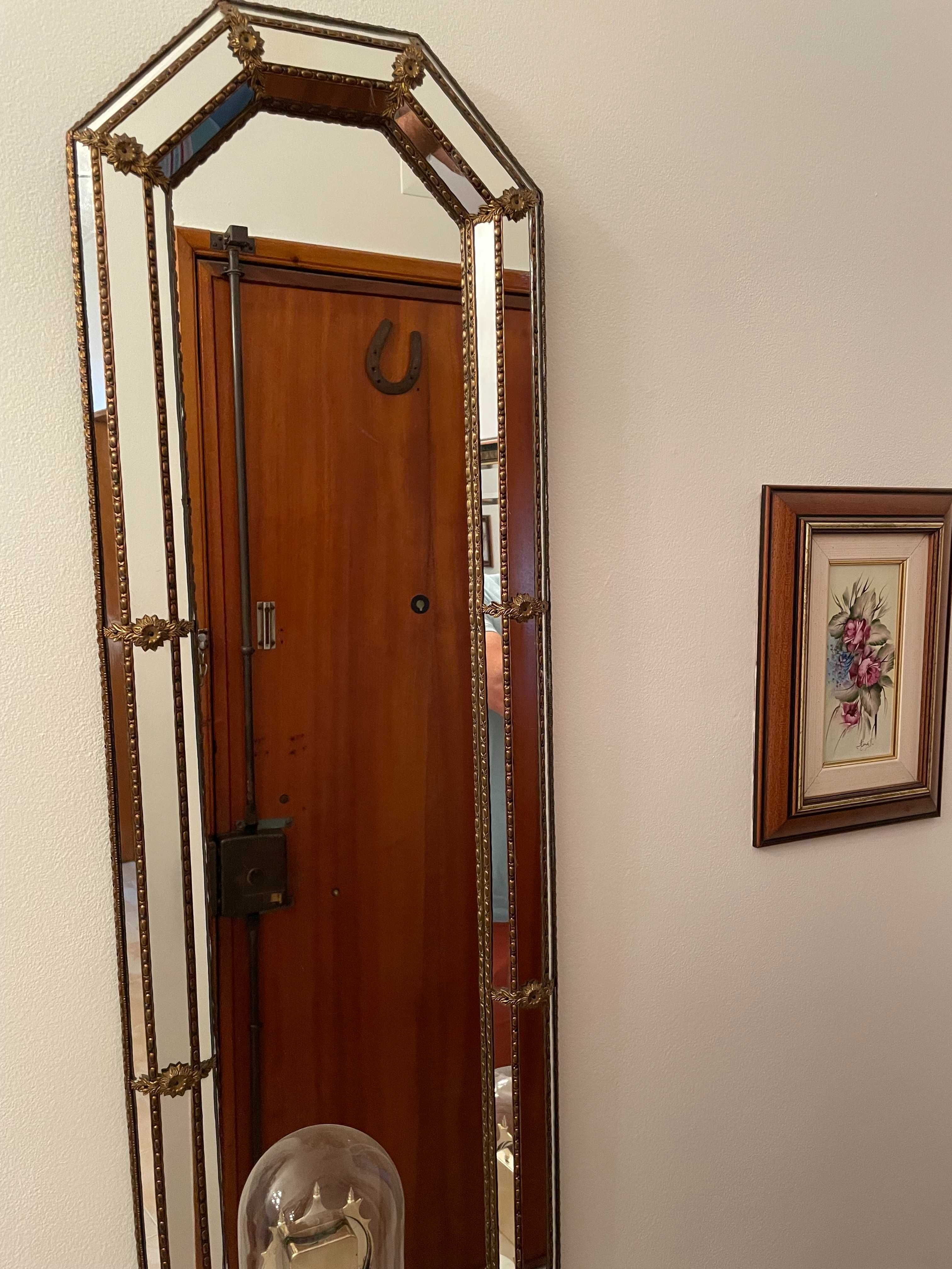 Conjunto Aparador + Espelho