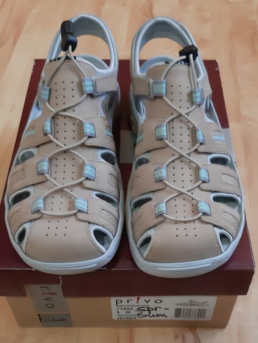 Сандалі жіночі нові  Clarks Arivo