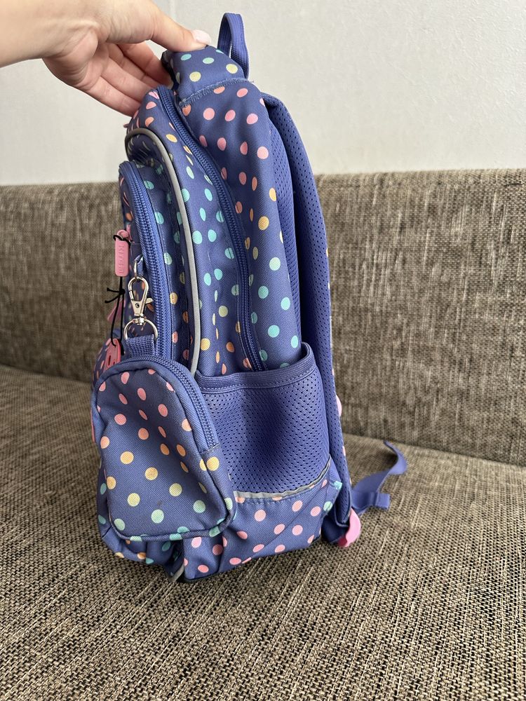 Рюкзак шкільний в школу Kite Smiggle 1-4 клас напівкаркасний