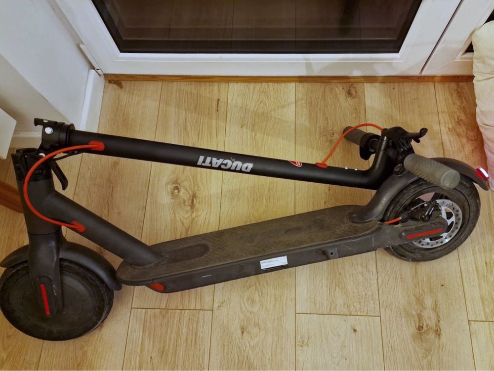 Super hulajnoga elektryczna Ducati Pro 1 plus