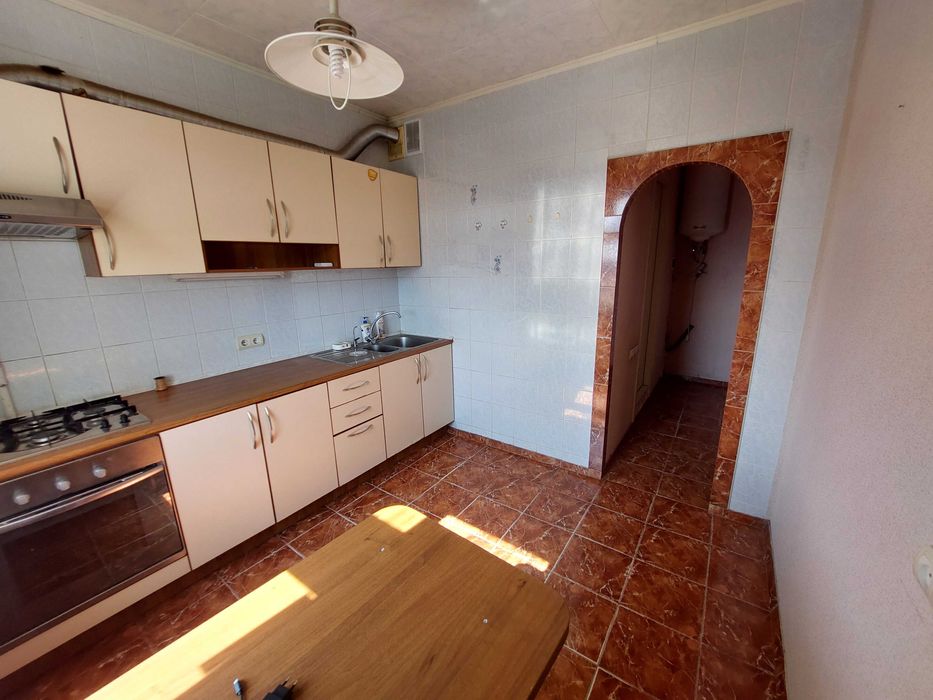 2-к Вишгород вул. Кургузова 3-Б