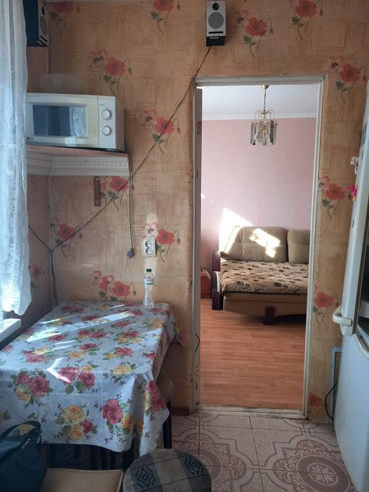 Продам 1-но комнатную квартиру пос Котовского /Заболотного/Таврия В