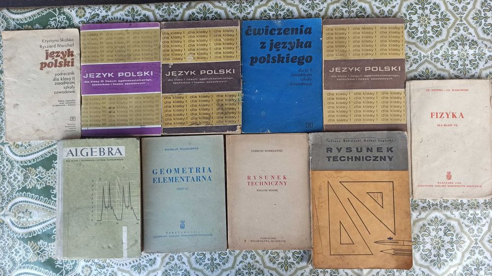 Stare podręczniki szkolne, do nauki oraz lektury szkolne, lata 50-80