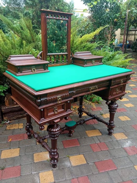 Реставрация старинной и антикварной мебели.