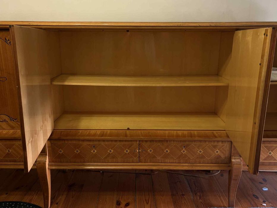 Mebel rumuńskie w stylu Ludwika