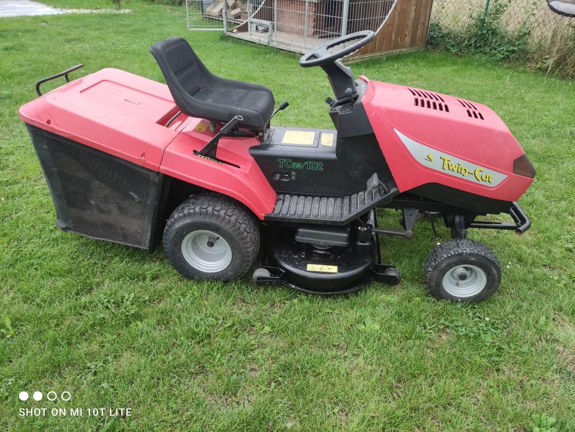 Traktorek kosiarka Castel Garden Briggs Stratton