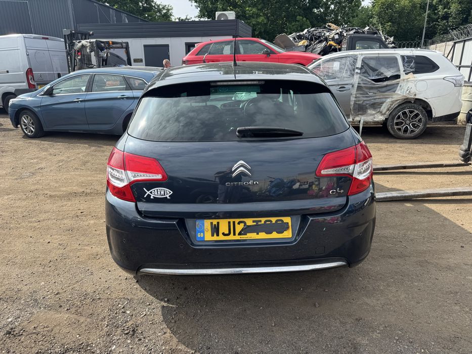 Citroen C4 VTR+HD 1,6 Diesel 2012R, Anglik z Kluczykami