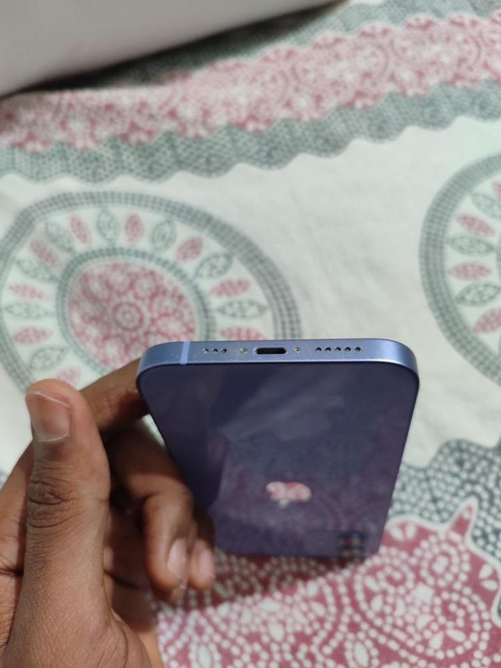 iPhone 12 128G.