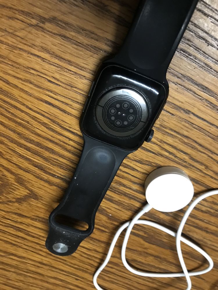 Часы 44mm watch iphone