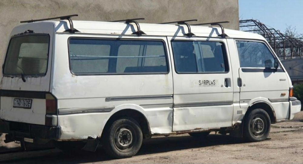 Грузопас бус мазда mazda е2200