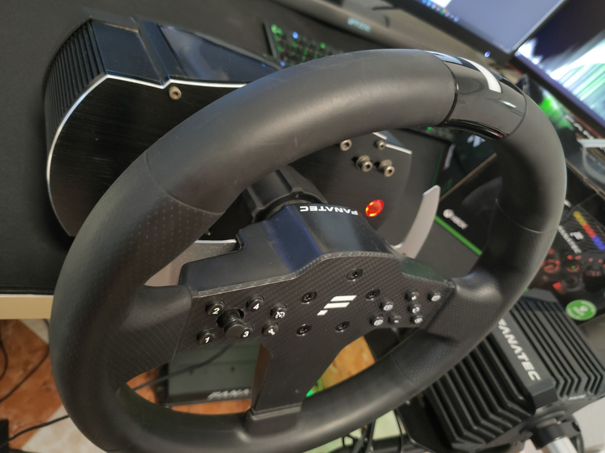 Volante e base Fanatec ClubSport Wheel Base V2