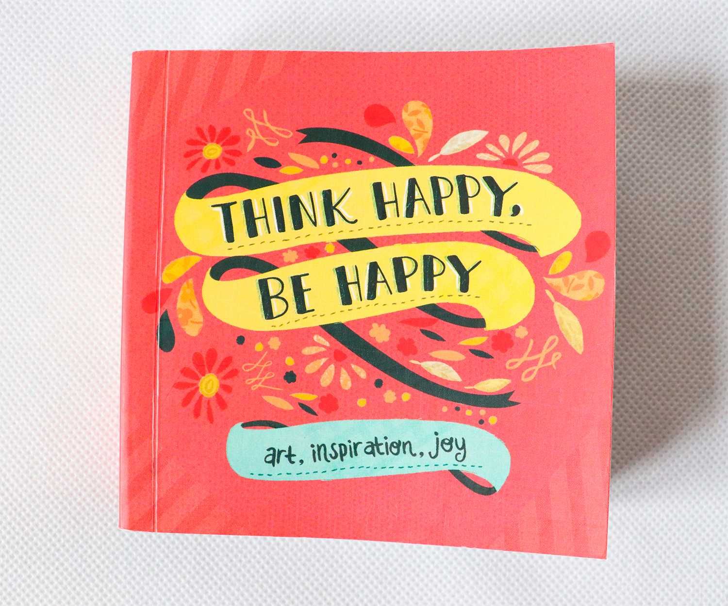 Карманная книга Think Happy Be Happy