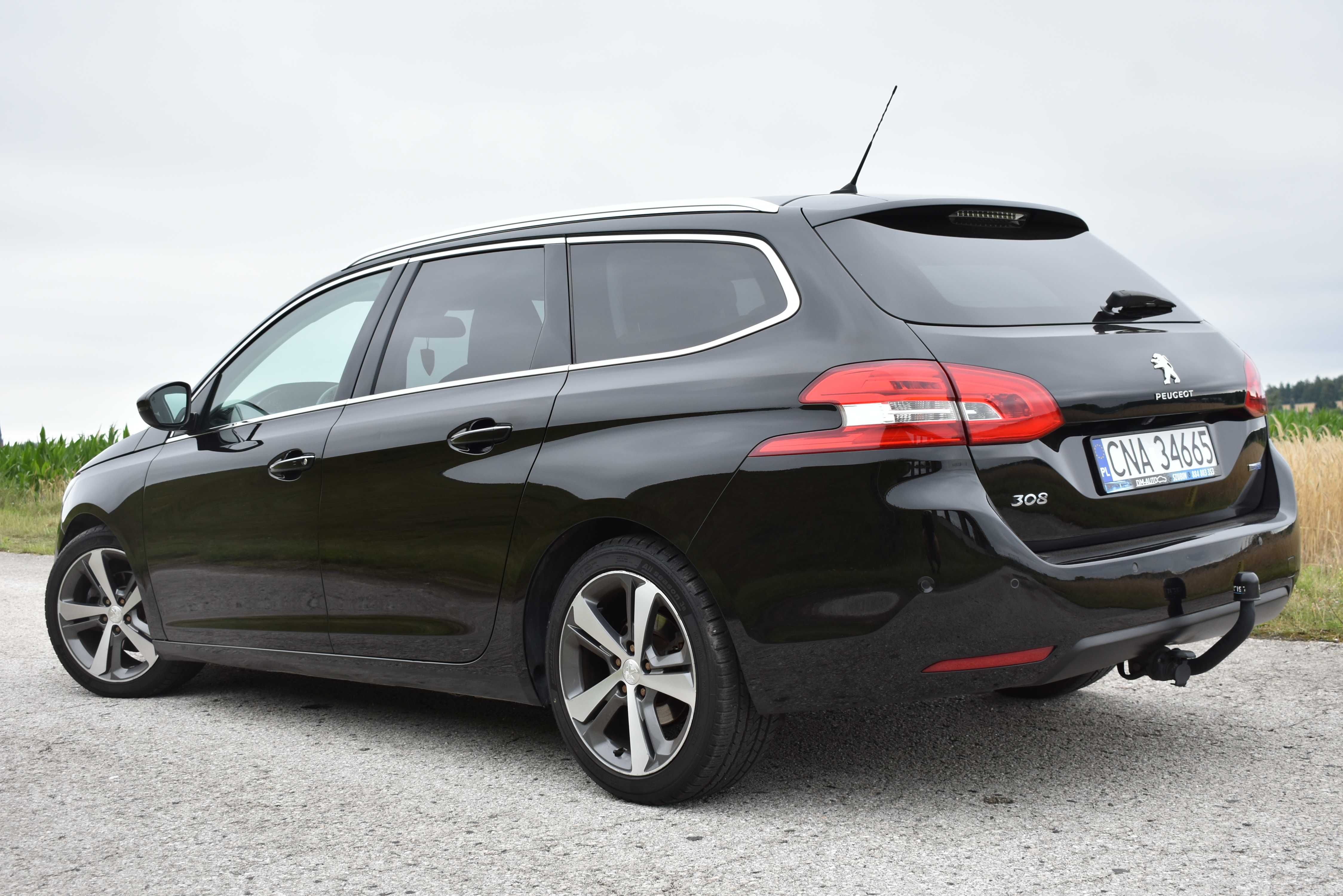 Peugeot 308 1.6HDI FULL LED Skóra/Alcantara Pano Kamera NOWY Rozrząd