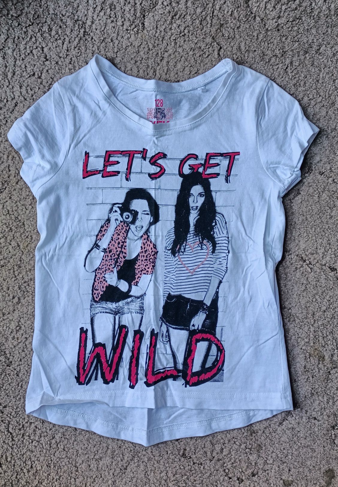 Biała koszulka z nadrukiem Let's get wild Y.F.K. rozm. 128