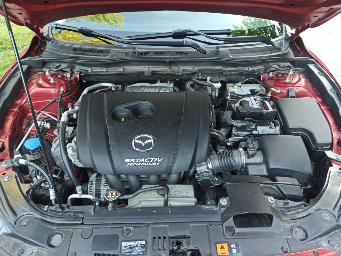 Mazda 3 2015года