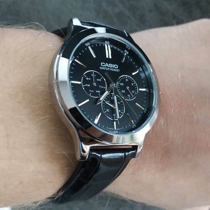 Годинник  Casio MTP-V300L-1 Оригінал Гарантія Часы Касио
