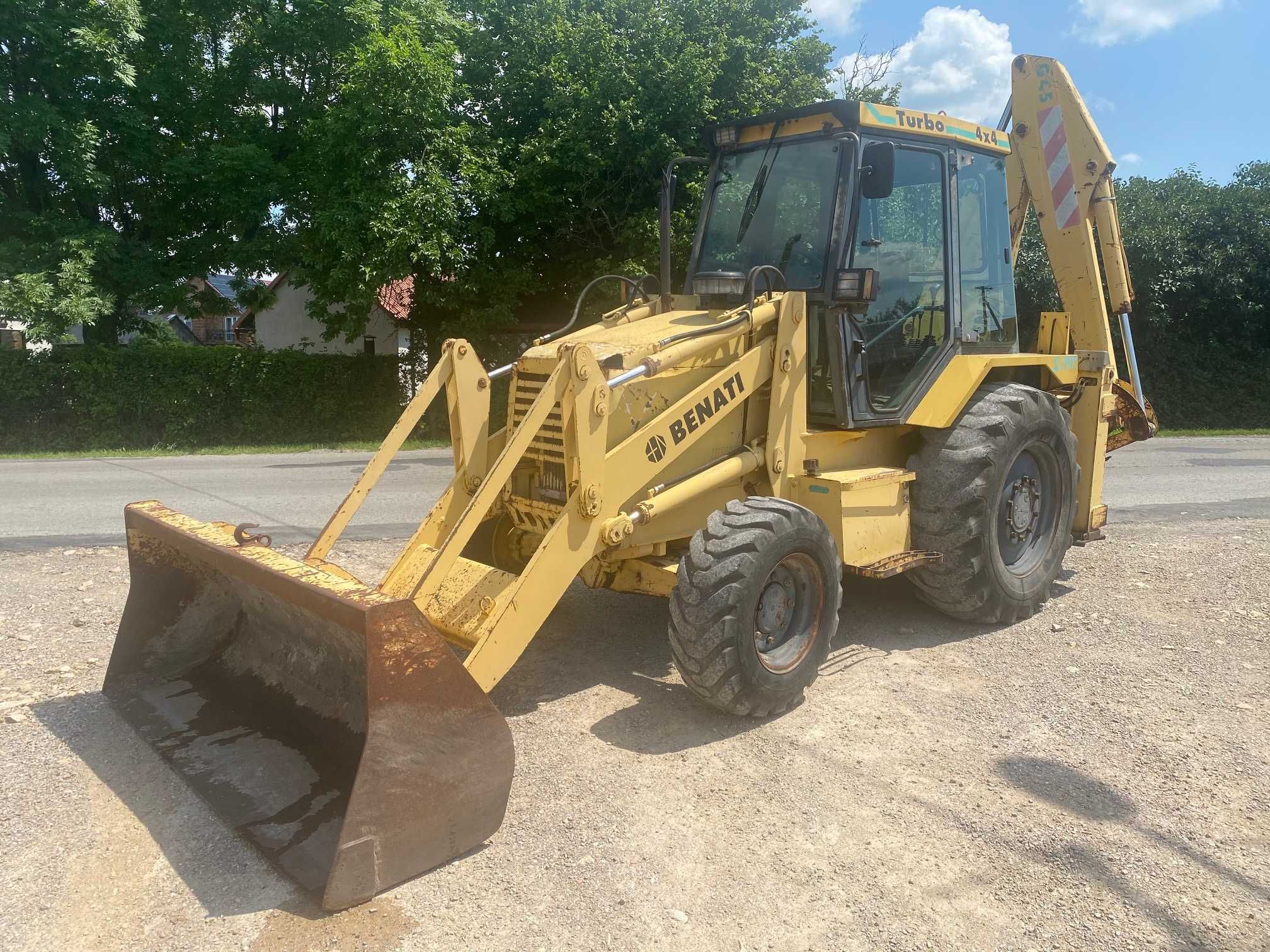 Koparko-ładowarka BENATI 4x4 ŁADOWARKA (JCB,CAT,Ostrówek,CASE)