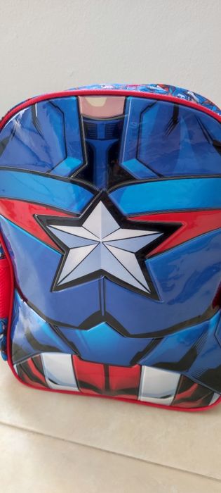 Mochila capitão América + estojo