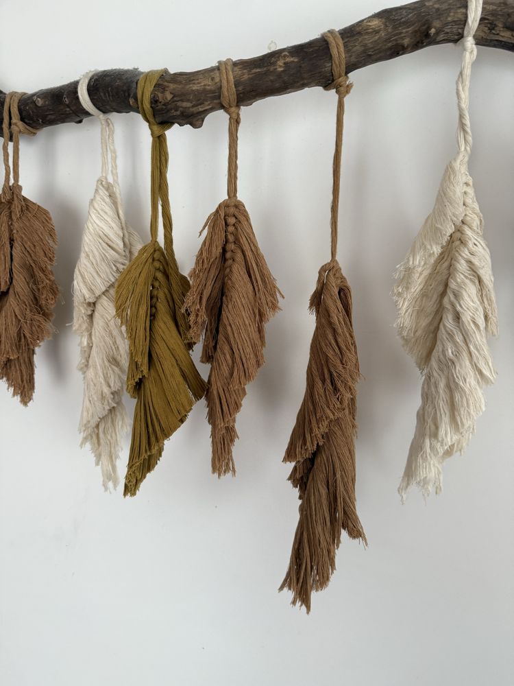 Peça Macramé Madeira e folhas