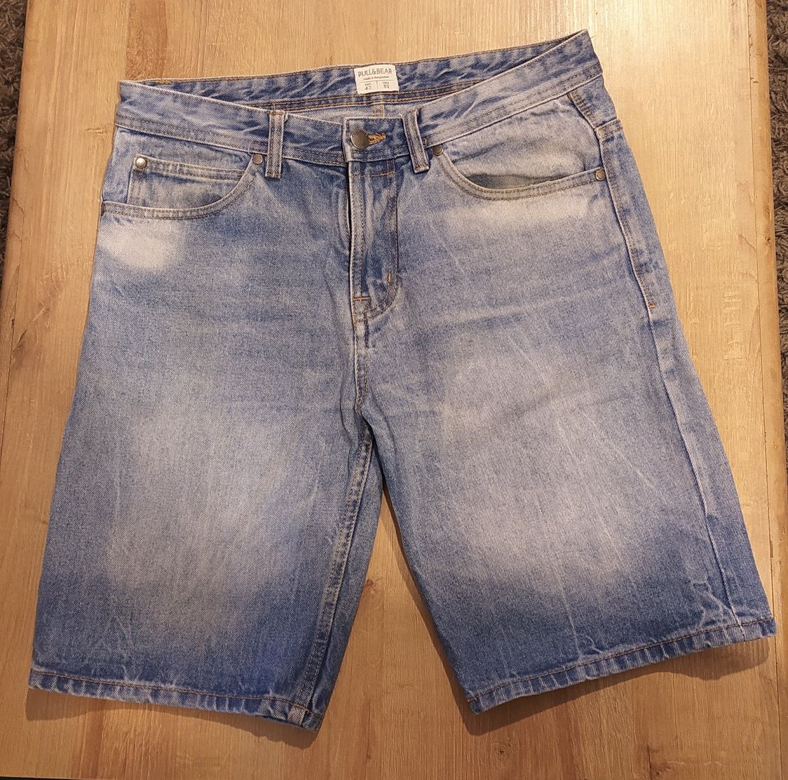 Spodnie jeansowe Pull & Bear