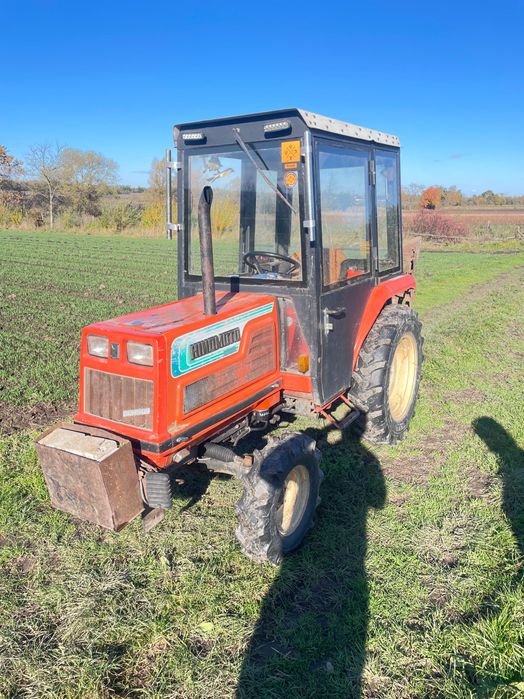 Трактор HINOMOTO N209