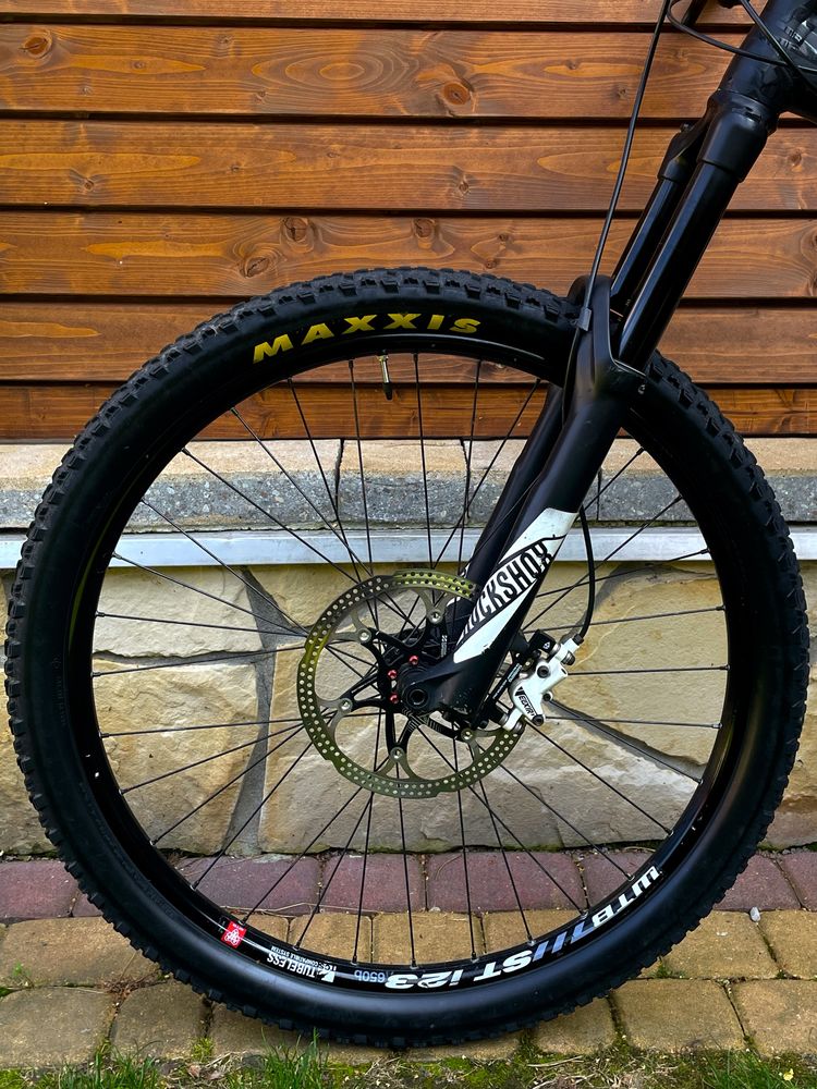 NS Eccentric Evo 27.5 L [ Primal Hornet Meta Roscoe Laufey enduro ht ]