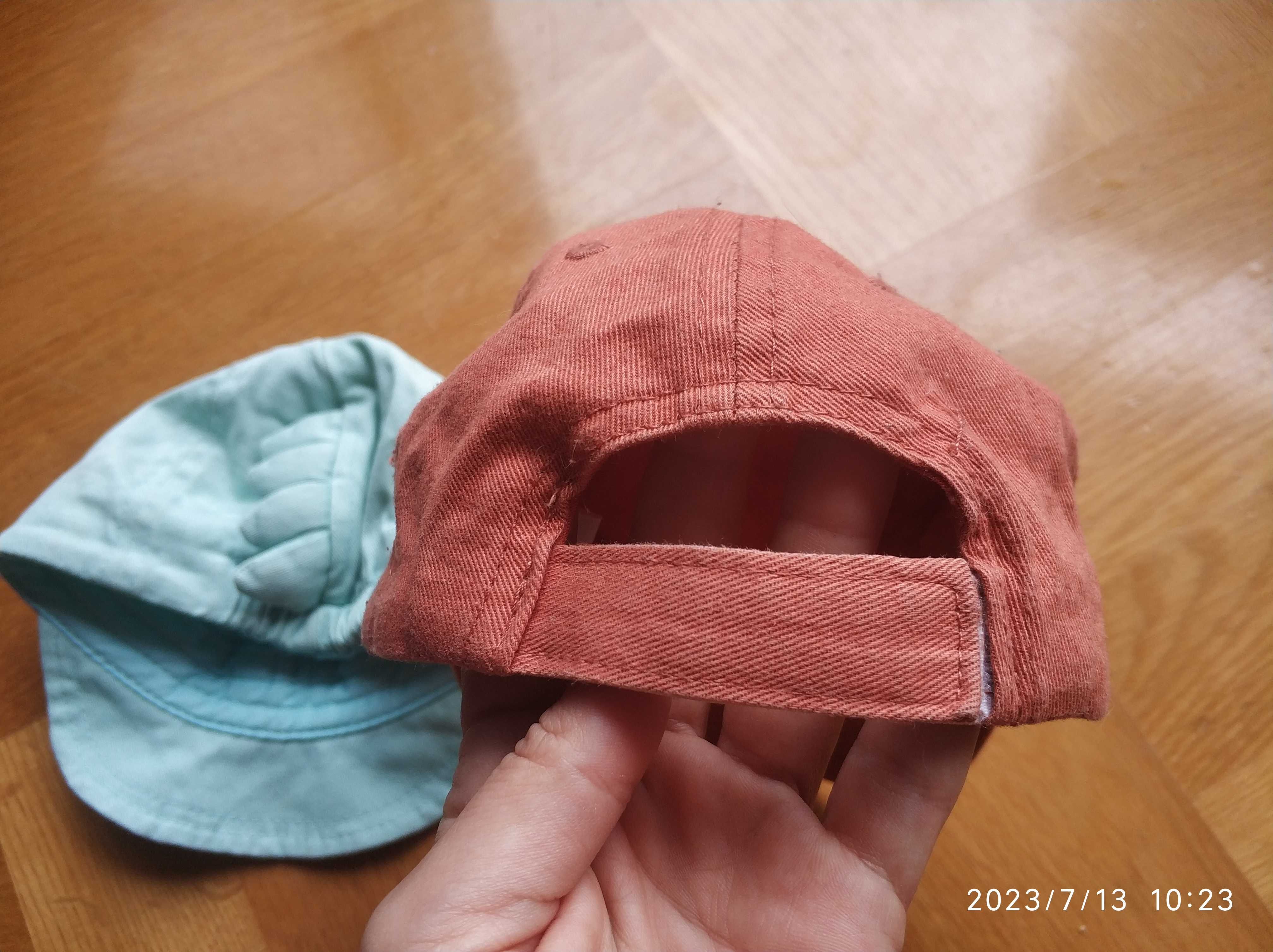Dwie czapki z daszkiem kaszkietówka dinozaur + pomarańczowa 48-50