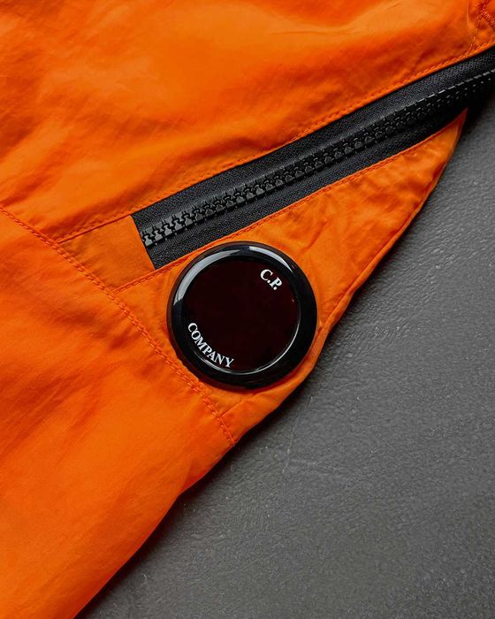 Шорти C.P. COMPANY Chrome Lens Pocket Shorts Orange