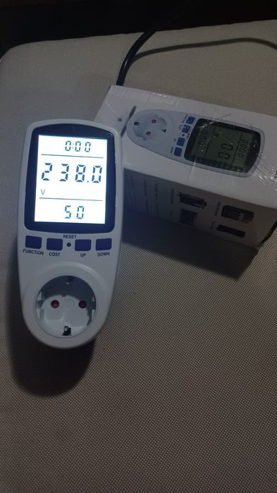 Miernik zużycia energii elektrycznej KWE-PM01-EU