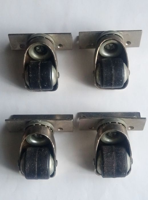 Меблеві колеса-ніжки 4шт.,б/в.