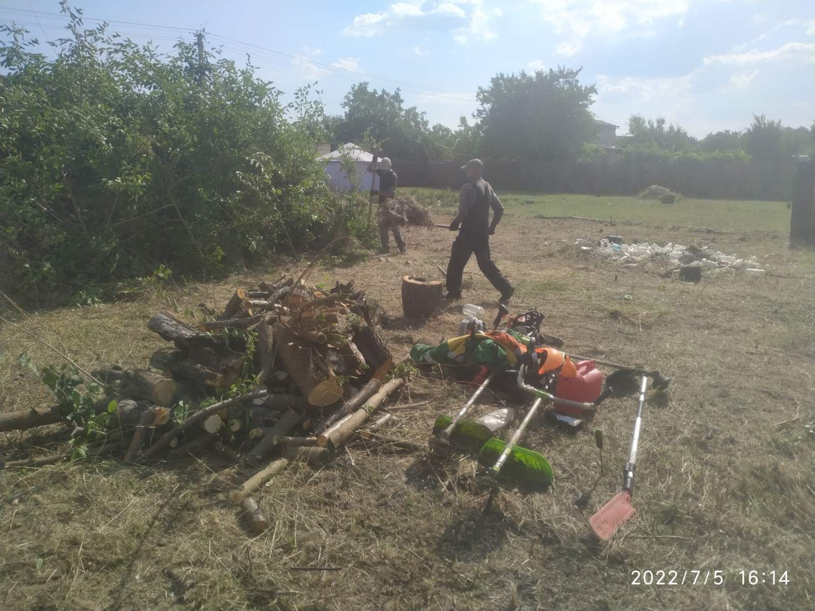 Культивация земли, огорода, Покос травы, спил деревьев,дробление веток