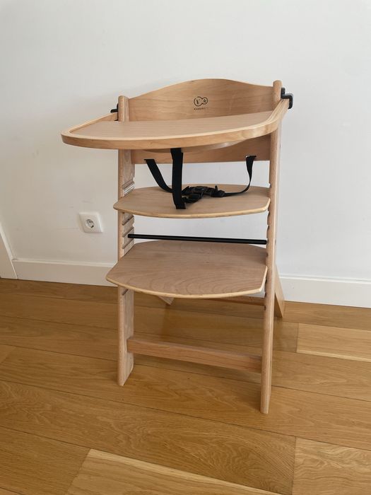 Cadeira de alimentação Kinderkraft ENOCK – madeira, como nova