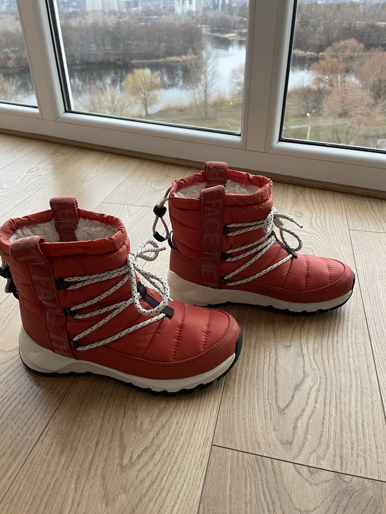 Жіночі чоботи дутики The North Face