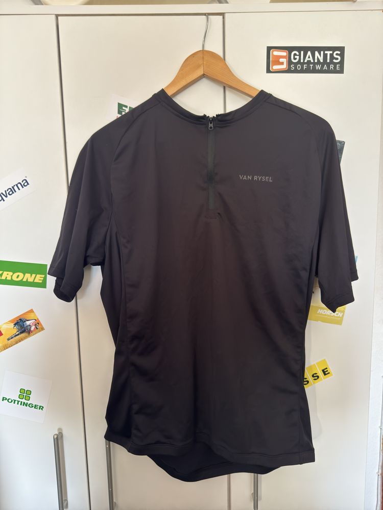 PREÇO APRESENTADO É VALOR TOTAL !!! Roupa para BTT usada poucas vezes