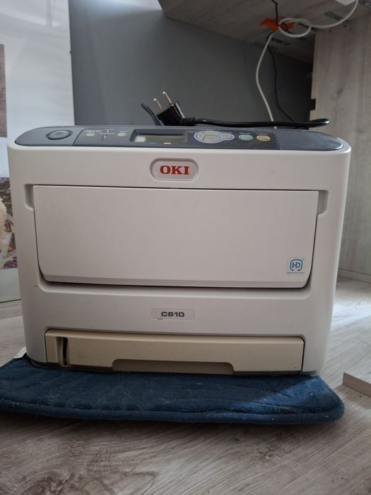 Drukarka laserowa OKI (kolor)