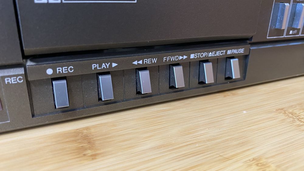 Магнитофон Sanyo C4 Hi-Fi Made in Japan