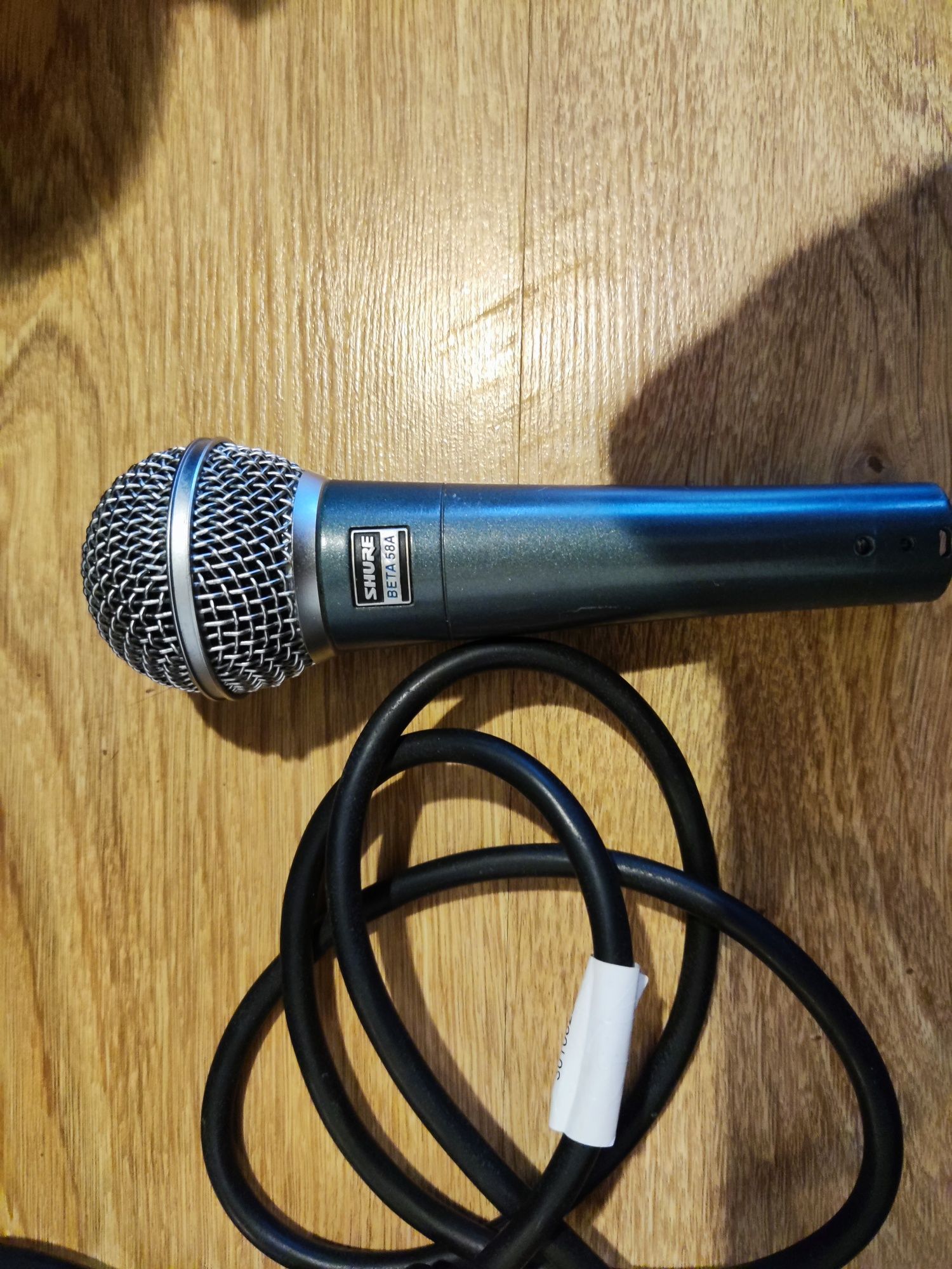 AER Compact 60 III wzmacniacz do instrumentów akustycznych + mikrofon