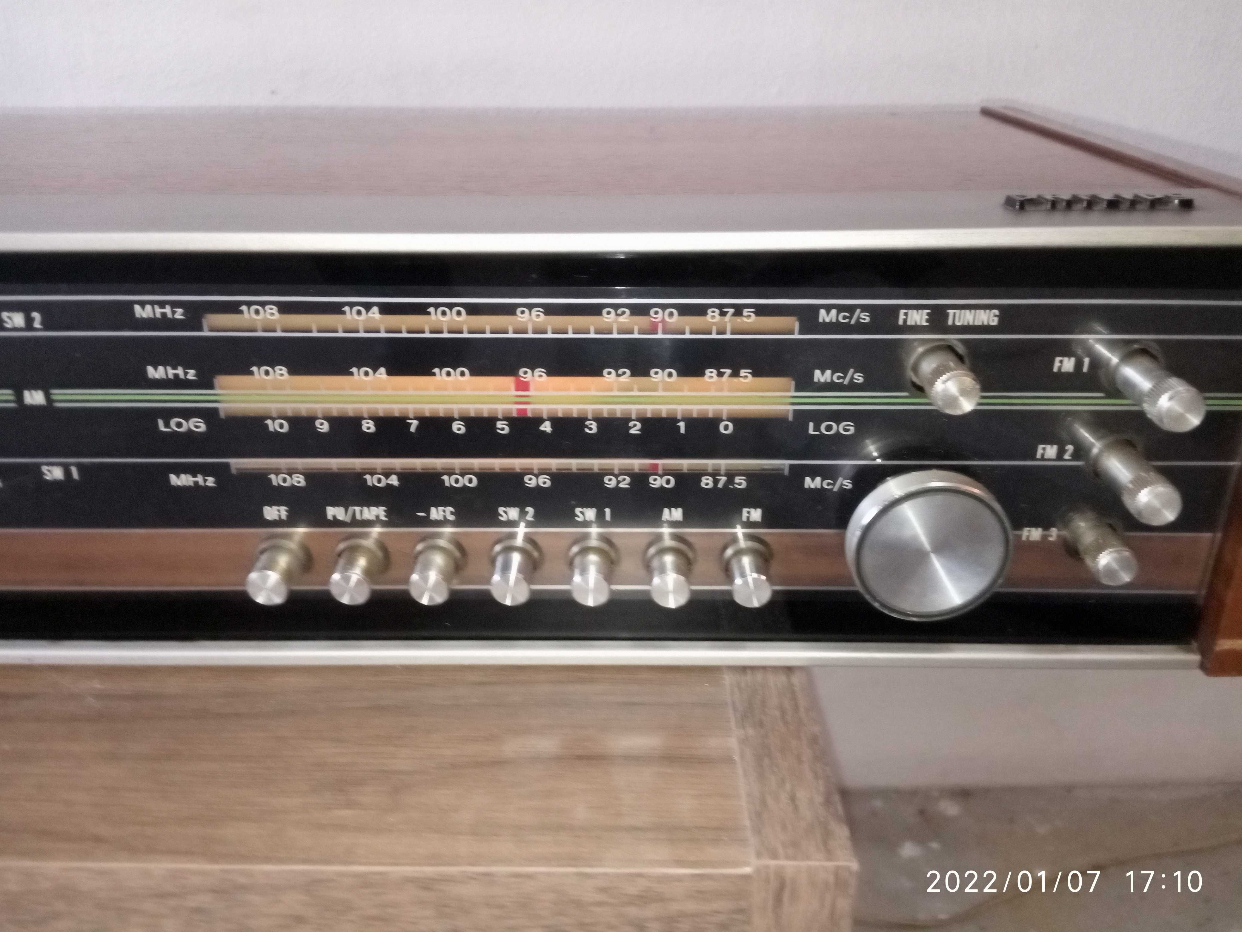 Radio amplificador Philips antigo