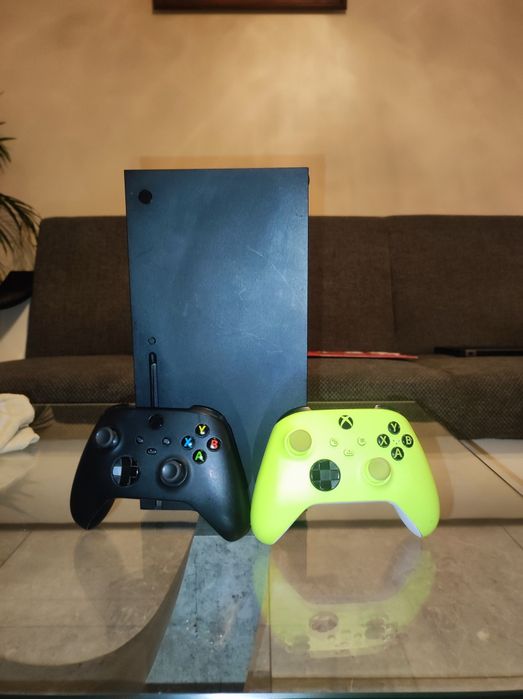 Xbox series X GTA V, FIFA 23 (bez gwarancji)
